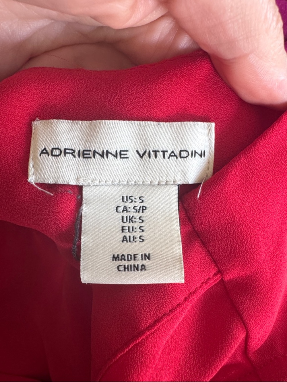 Red Sleeveless V-Neck Work Office Light Weight Blouse - Picture 5 of 5